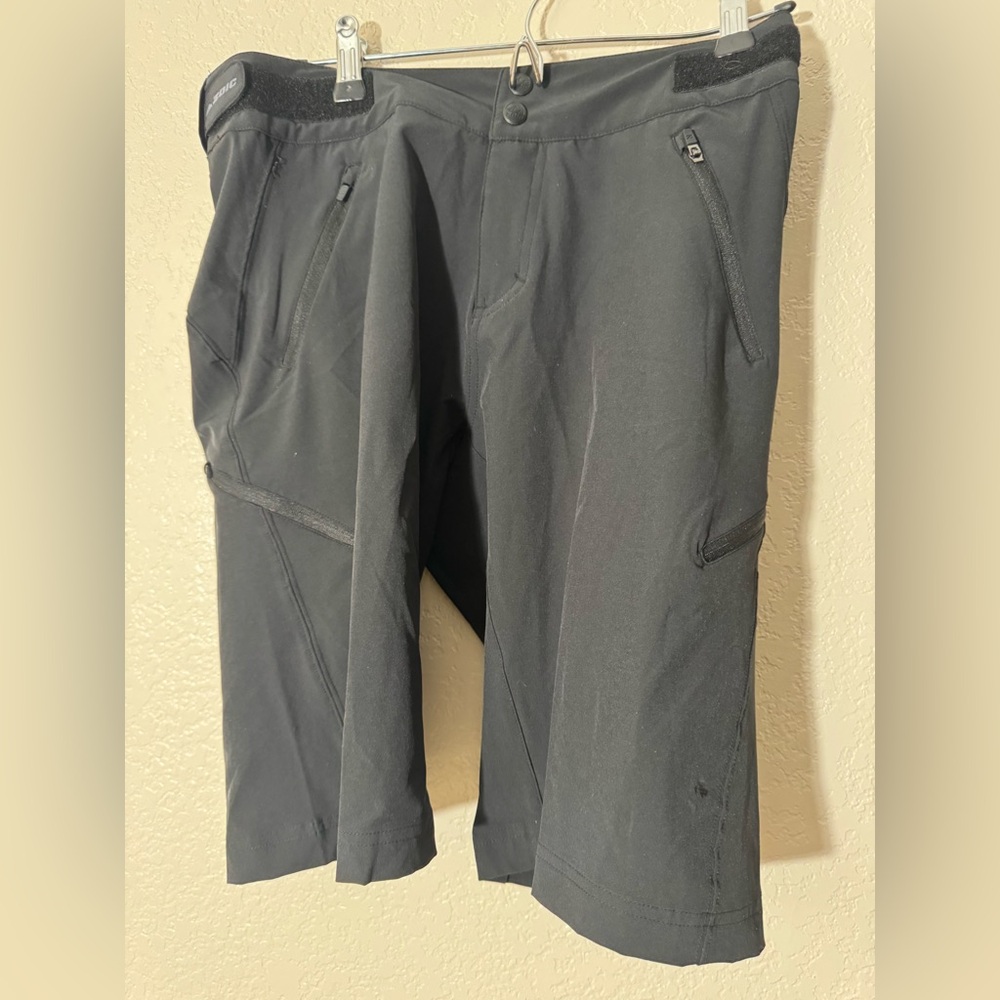 Zoic mountain bike shorts size small